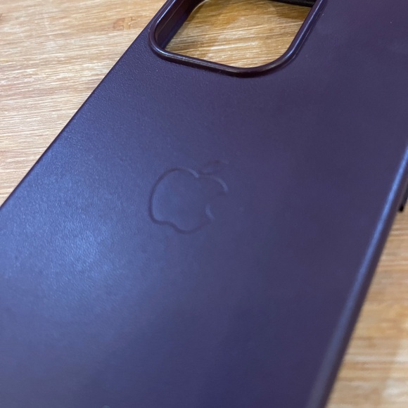 Genuine Apple I Phone 12 Pro Max Purple Case - Picture 4 of 5